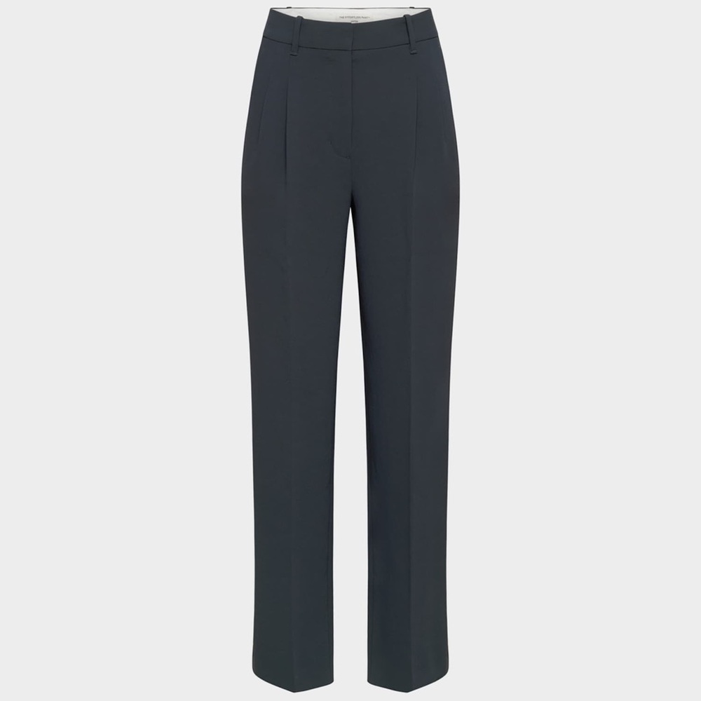 Aritzia Effortless Pant